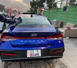 هیۆندای ئەلەنترا